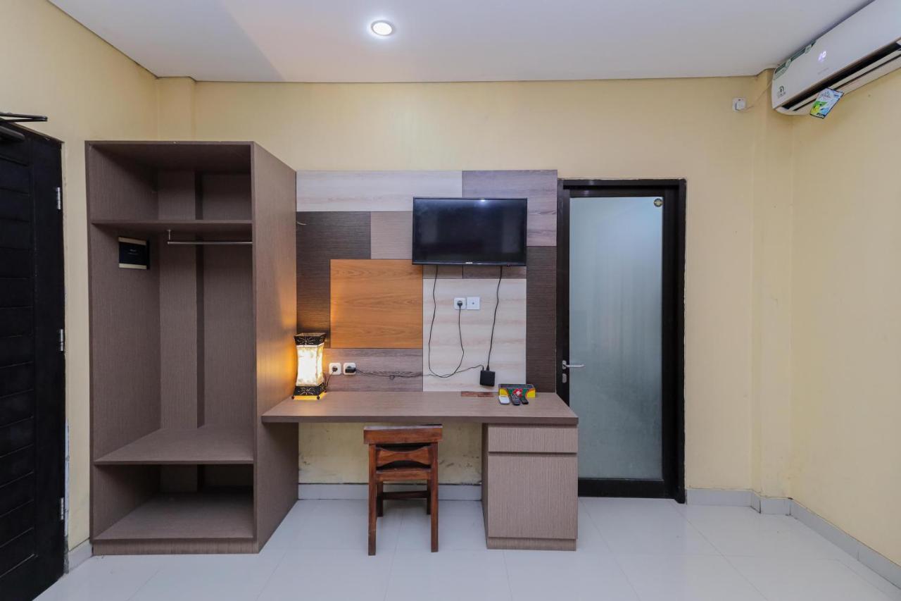Urbanview Hotel Wg Jimbaran Bali 웅아산 외부 사진