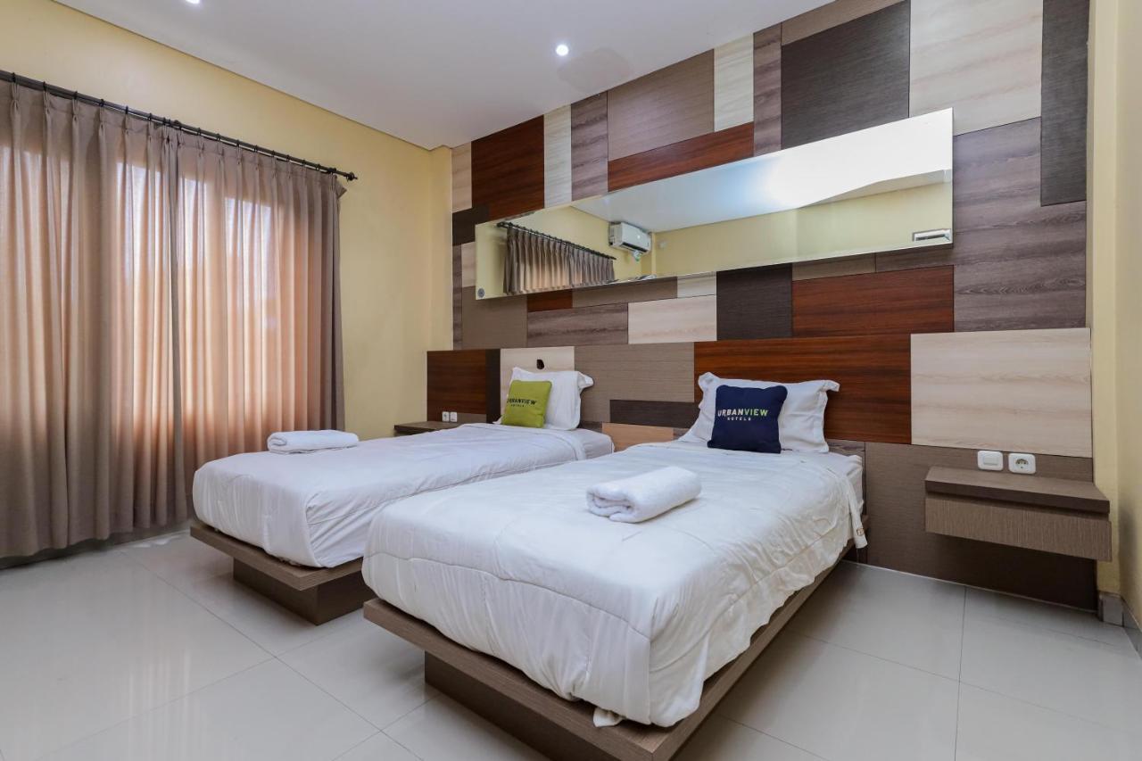 Urbanview Hotel Wg Jimbaran Bali 웅아산 외부 사진